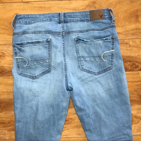 AMERICAN EAGLE 💫 SUPER STRETCH light wash jeans - Picture 3 of 7